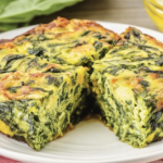 El budín de acelga es una opción deliciosa y saludable para cualquier comida del día.