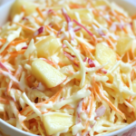 Descubre una ensalada refrescante y crujiente perfecta para cualquier ocasión.