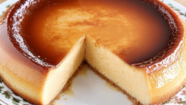 El flan napolitano es un postre clásico que conquista con su textura suave y sabor delicioso.