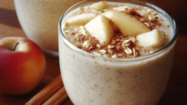 Este licuado de manzana y avena es nutritivo, refrescante y perfecto para empezar el día con energía.