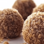 Estas bolitas dulces son irresistibles y perfectas para cualquier momento, ¡una delicia que encanta a grandes y chicos!