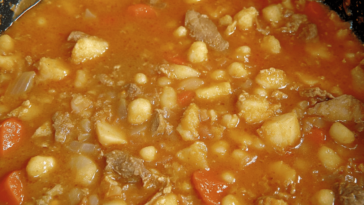 La buseca es un guiso delicioso, ideal para reconfortar en días fríos.