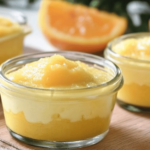 Disfruta de esta deliciosa crema pastelera de naranja, perfecta para tus postres y dulces favoritos.