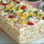Un fresco y delicioso pastel perfecto para compartir en reuniones familiares y disfrutar en días calurosos.