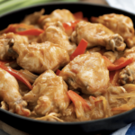 Descubre el sabor tradicional de este delicioso pollo al disco, perfecto para compartir en familia.