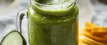 Descubre este batido refrescante ideal para desinflamar tu abdomen. ¡Salud en cada sorbo! 🍹💚