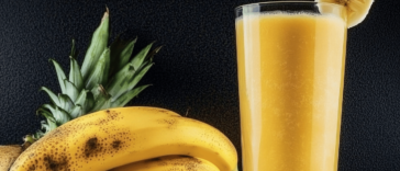 Un batido fresco y delicioso que te hará sentir como en el paraíso. ¡Perfecto para cualquier momento! 🍍🍌