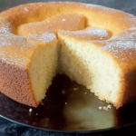 ¡Un bizcocho fácil y delicioso que se hace en la licuadora! Perfecto para cualquier ocasión. 🎉🍰