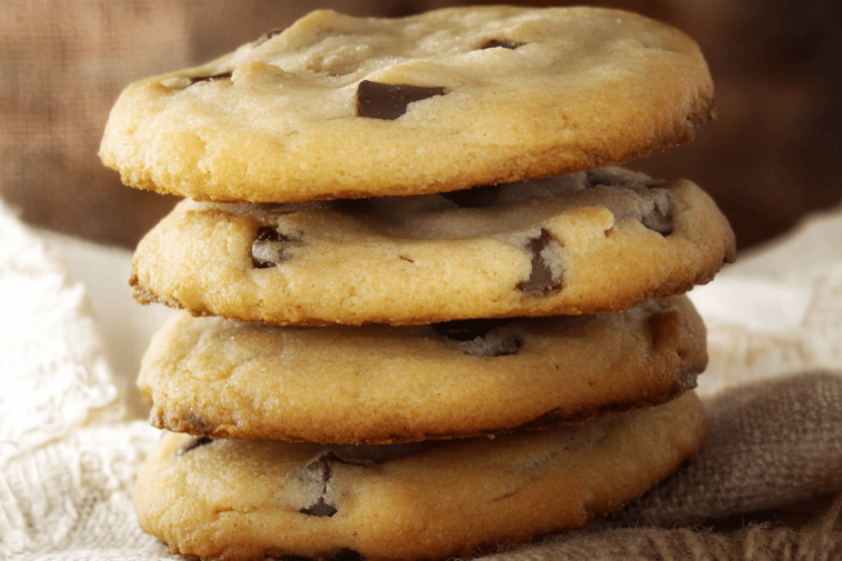 ¡Deliciosas galletas de mantequilla con chispas que harán felices a todos! Perfectas para cualquier ocasión. 🍪😍