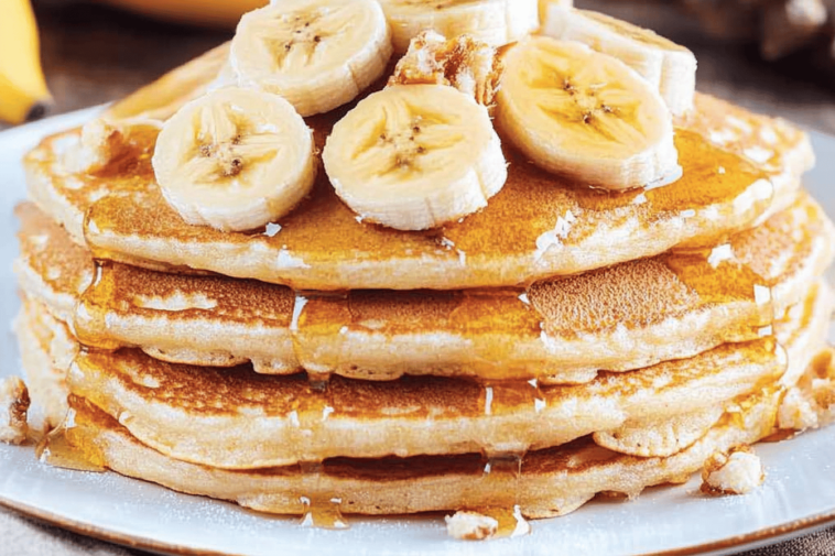 Deliciosos y saludables panqueques de avena y banana para comenzar tu día con energía. 🍌🥞