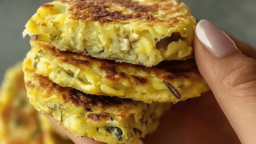 Una deliciosa tortilla que combina avena y calabacín. Perfecta para cualquier momento del día. 🥒🥚