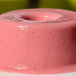 La gelatina espuma es el postre perfecto para sorprender a tus amigos con su textura mágica. ✨🍓